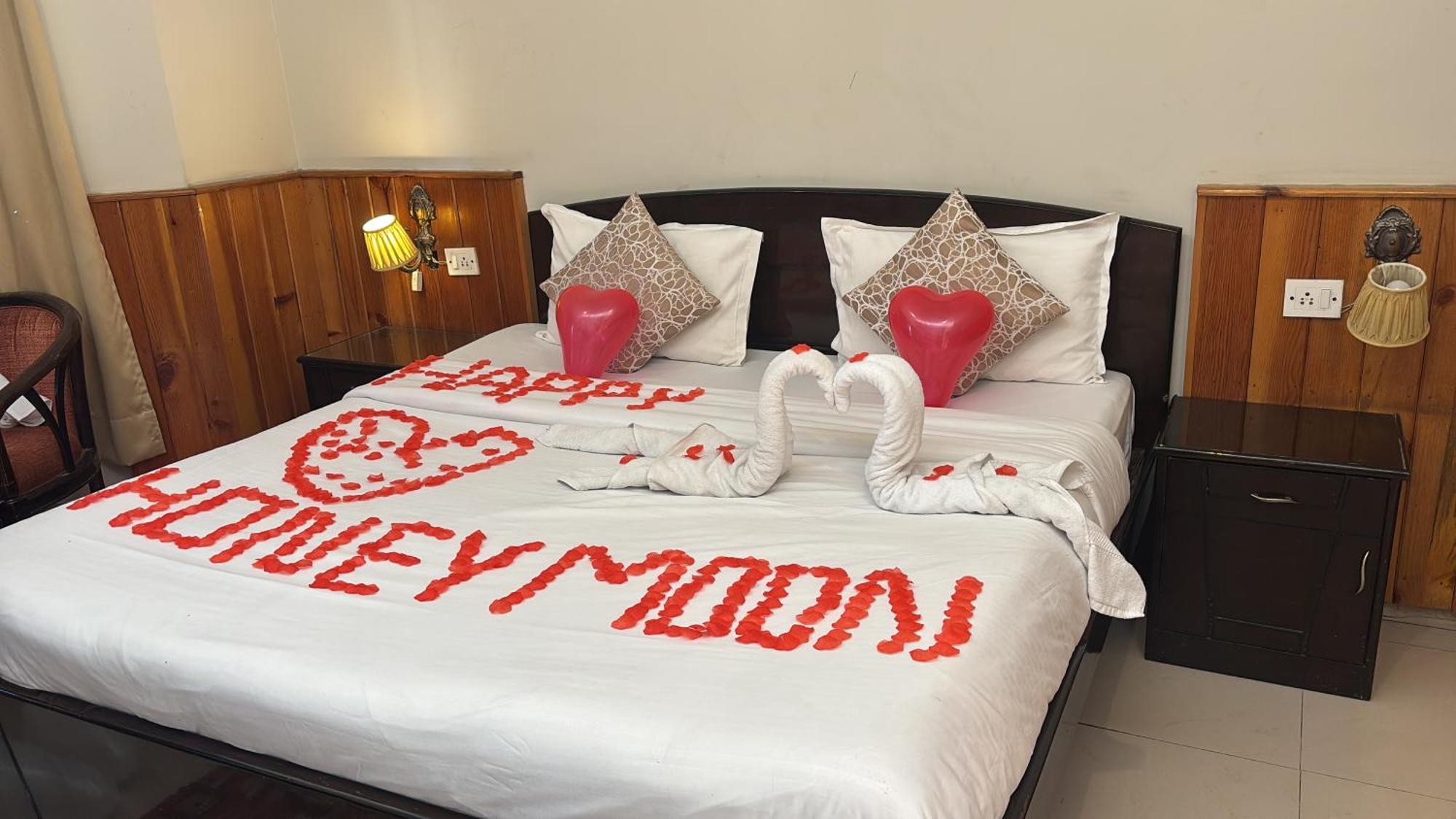 Ivy The Boutique Hotel Near Neem Karoli Temple Nainital Exteriör bild