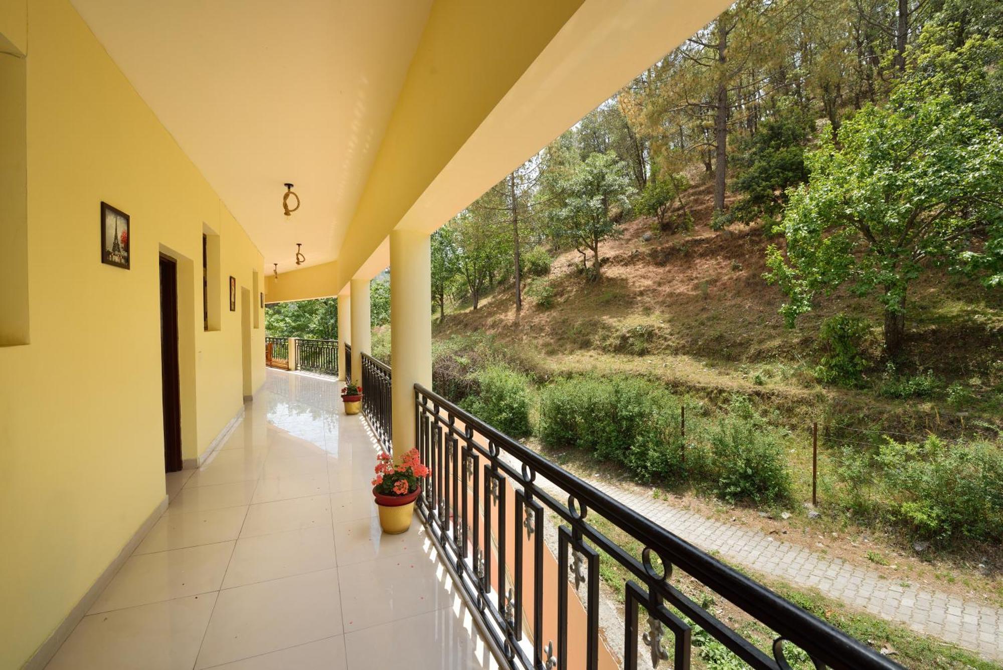 Ivy The Boutique Hotel Near Neem Karoli Temple Nainital Exteriör bild
